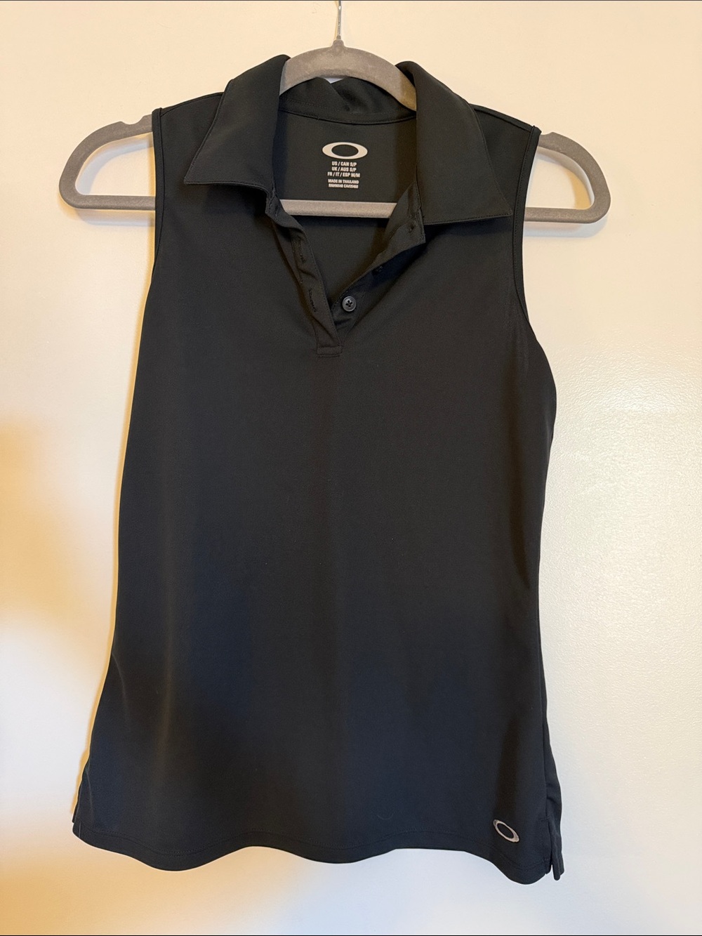 Oakley Black Sleeveless Polo Tank Top